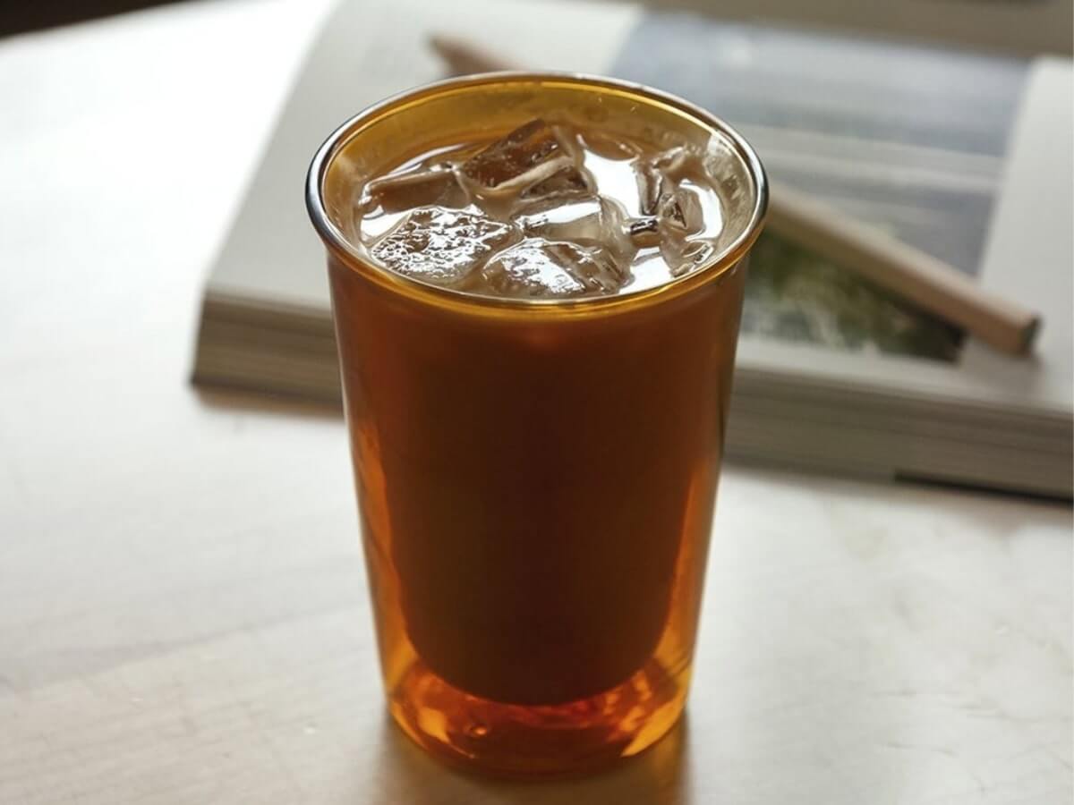 Kinto | Verre à double paroi Cast Amber