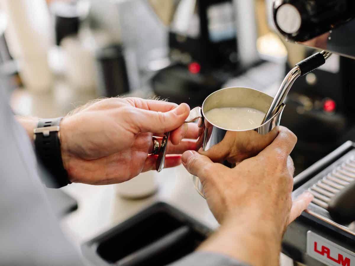 Fellow | Pichet pour mousser le lait Eddy - Poli