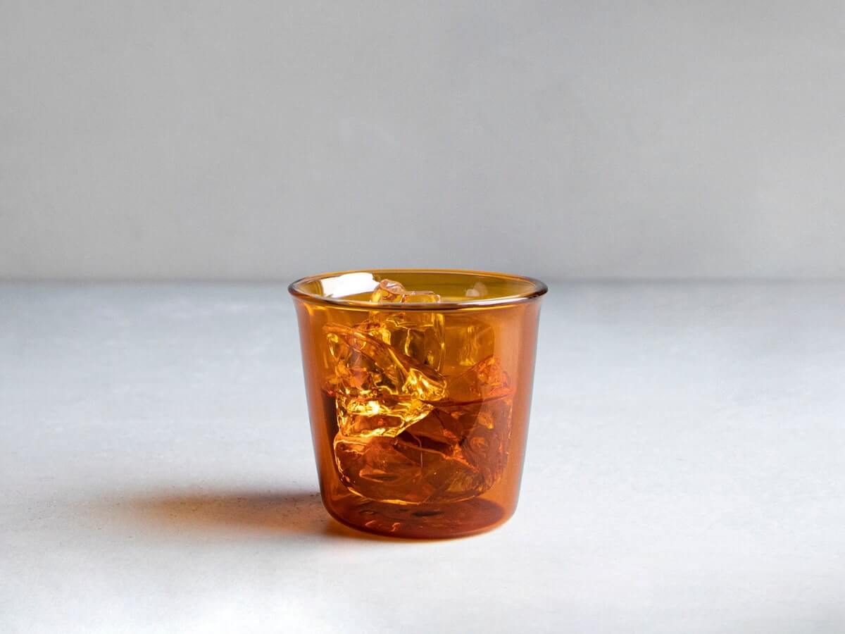Kinto | Verre à double paroi Cast Amber