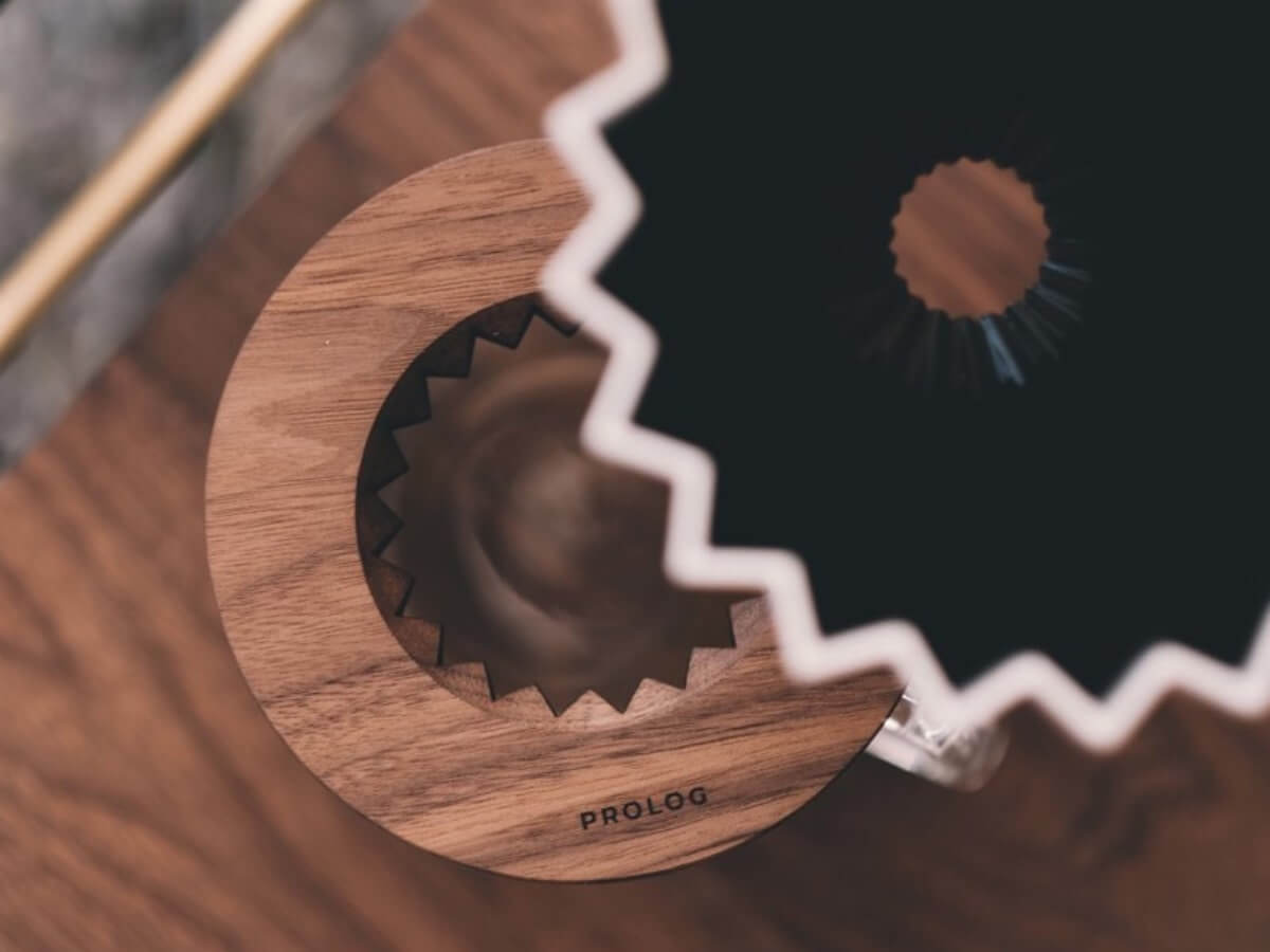 Prolog | Support en bois pour Cône à Infusion Origami