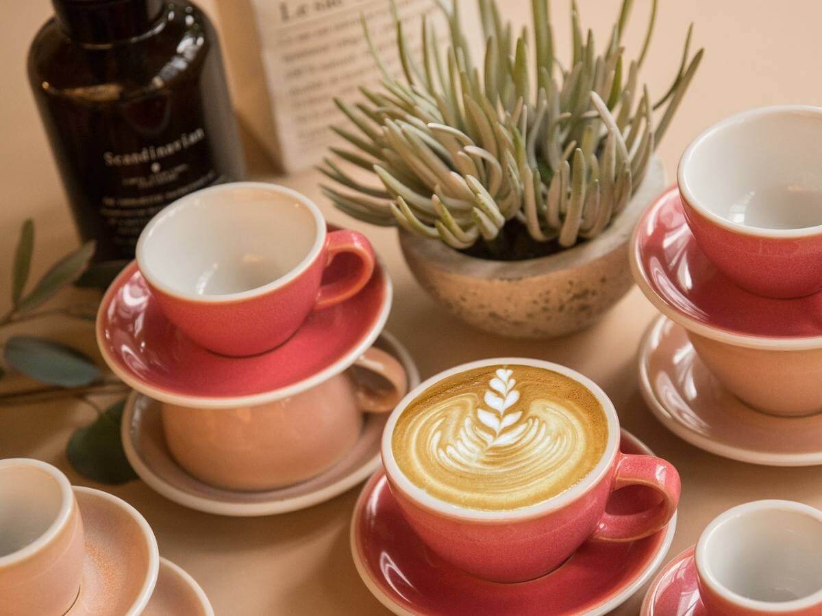 Loveramics | Tasse & soucoupe à cappuccino Egg de 200 ml - Couleurs de potier