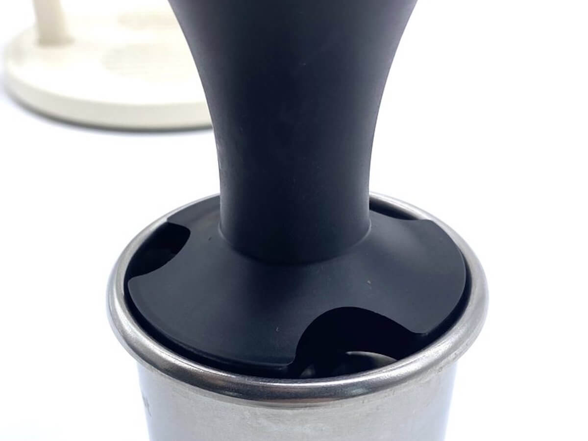 Cafelat | Tasseur niveleur pour le Robot