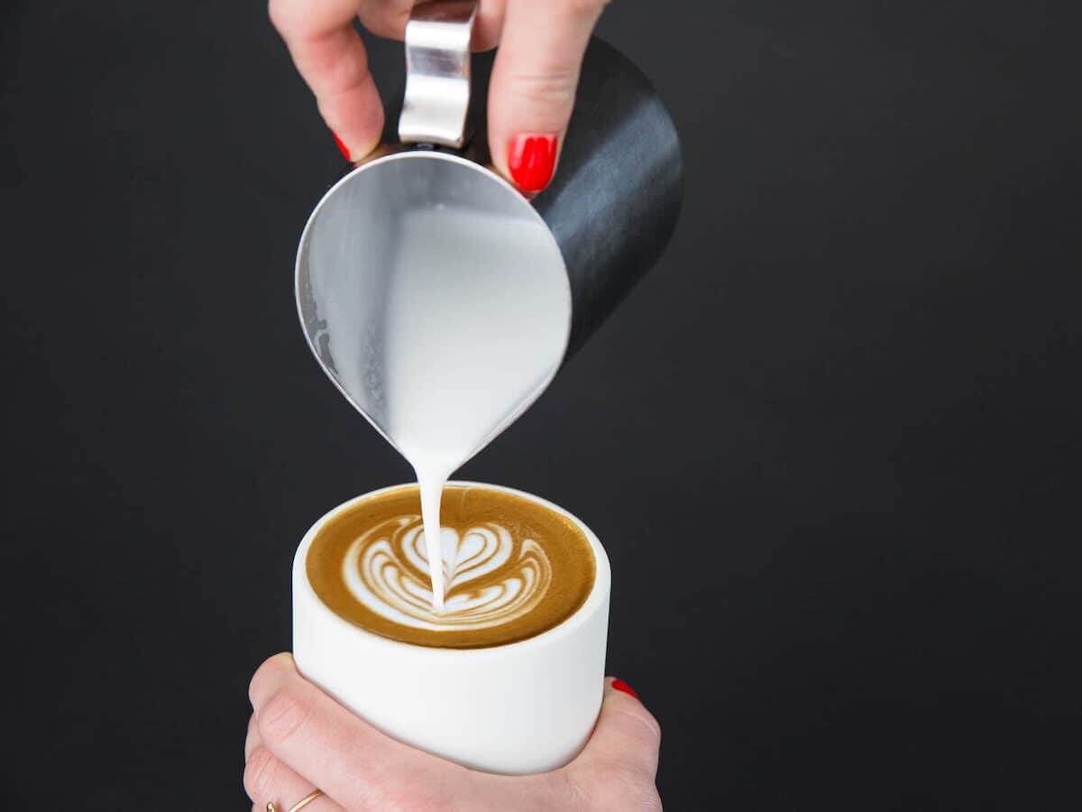 Fellow | Pichet pour mousser le lait Eddy - Poli