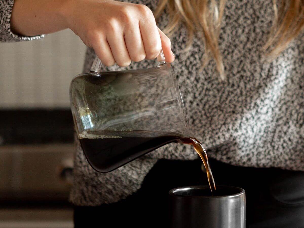 Fellow | Carafe en verre Mighty Small - Gris fumée