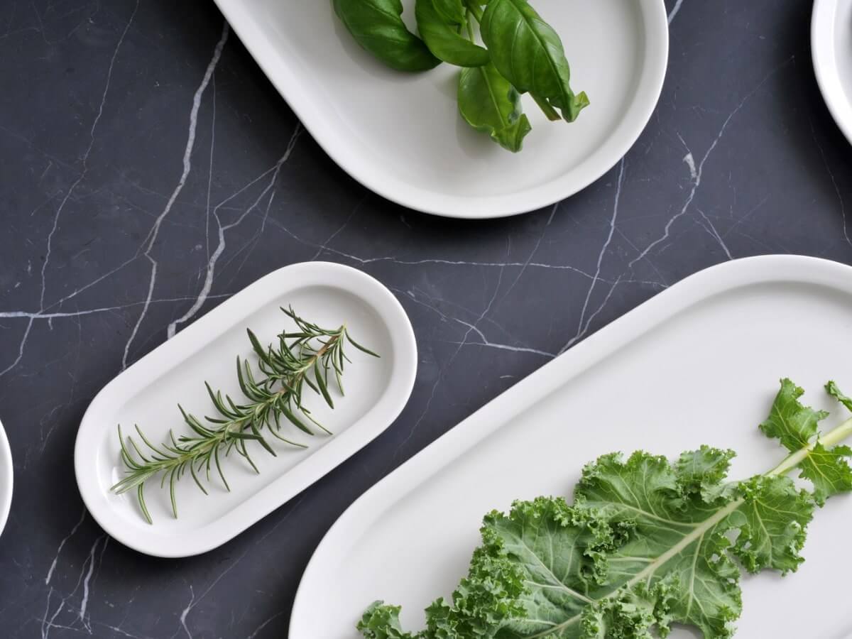 Loveramics | Assiette ovale de 18cm Er-Go! System