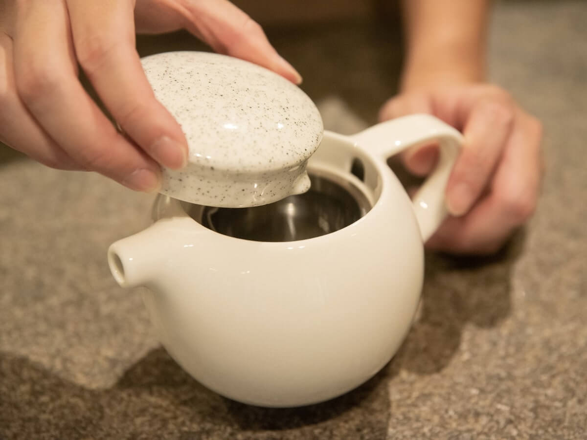 Loveramics | Théière Pro Tea de 400 ml avec infuseur