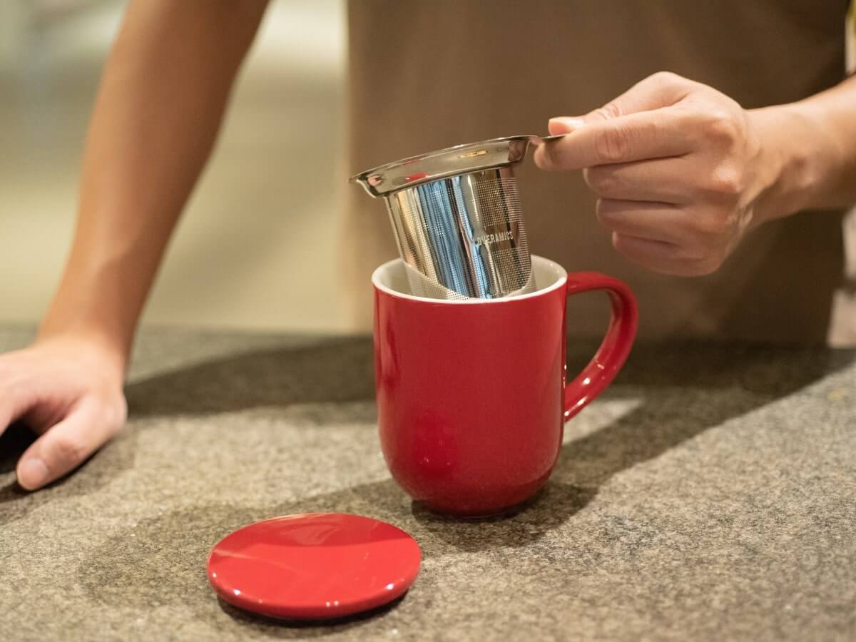 Loveramics | Tasse à thé Pro Tea de 300 ml avec infuseur