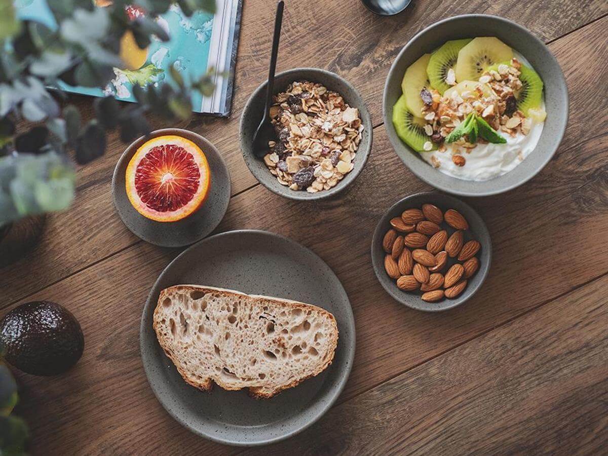 Loveramics | Assiette de service de 18 cm Stone